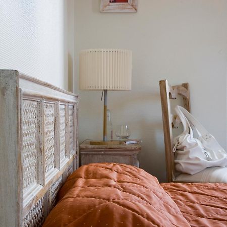 ביוליו-סור-דורדון Logis Hotel Les Flots Bleus מראה חיצוני תמונה